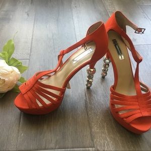 NWOT Orange and Silver Inc Heels
